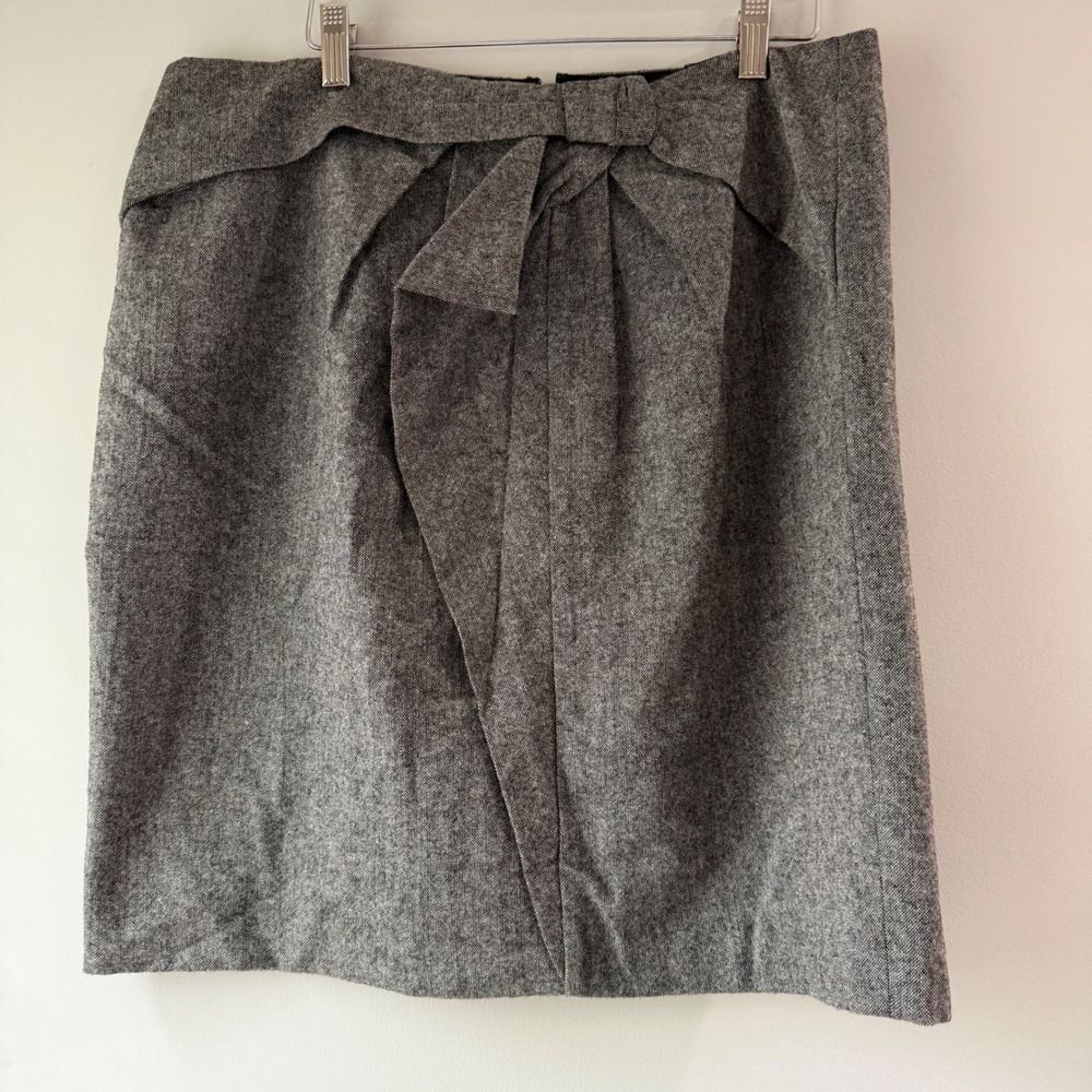NWT Banana Republic Pencil Skirt Womens 12 Gray NEW Wool Blend Tweed Bow Detail